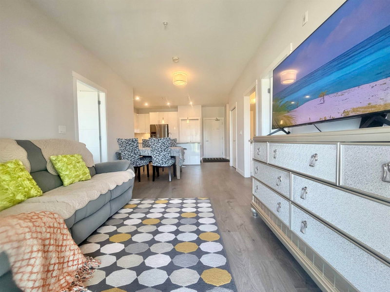 403 - 45562 Airport Road