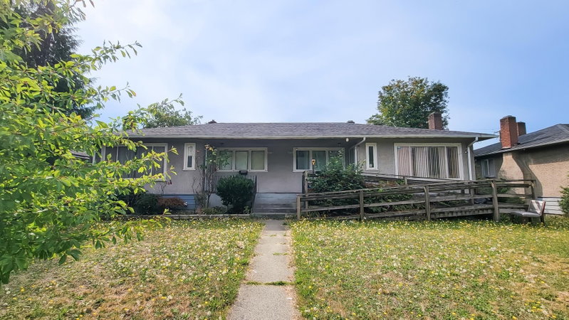 2576 Grandview Highway S, Vancouver, British Columbia