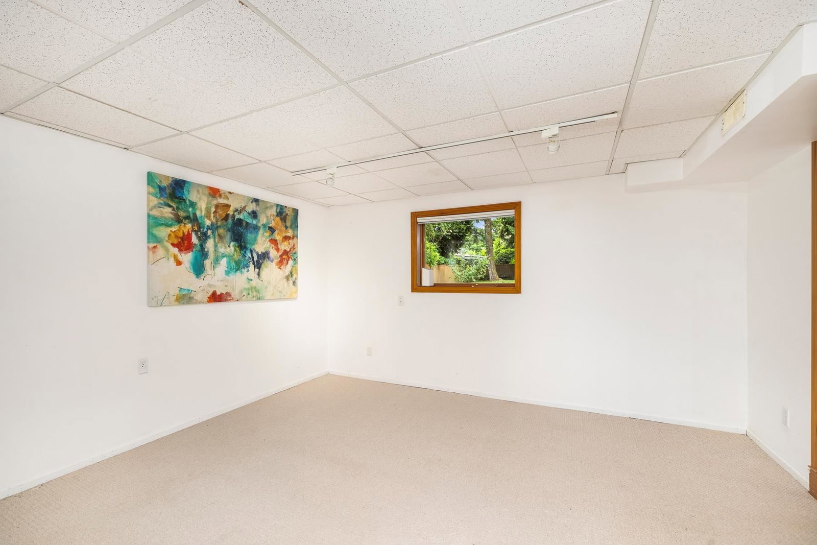 Listing Image 27