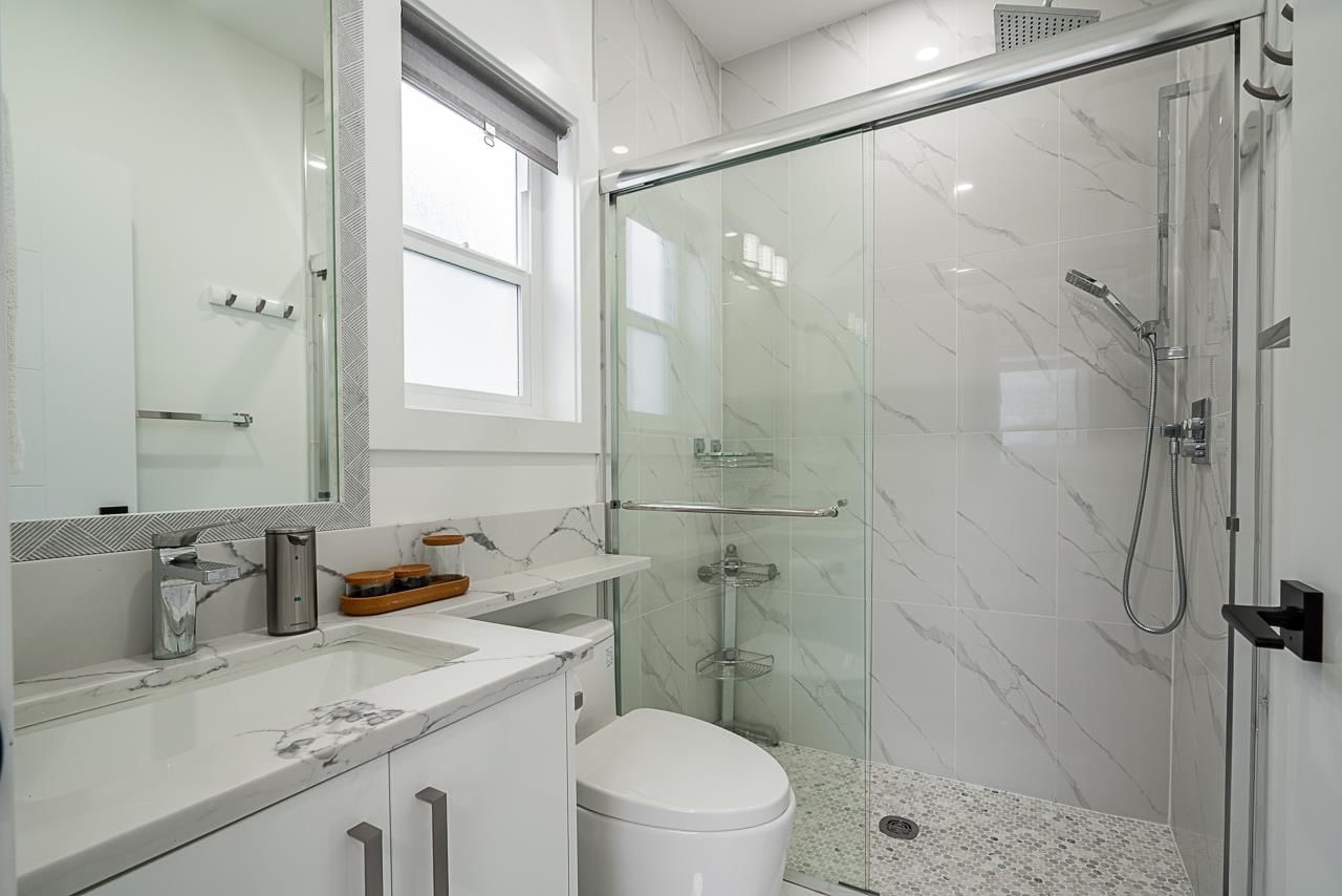 Listing Image 24