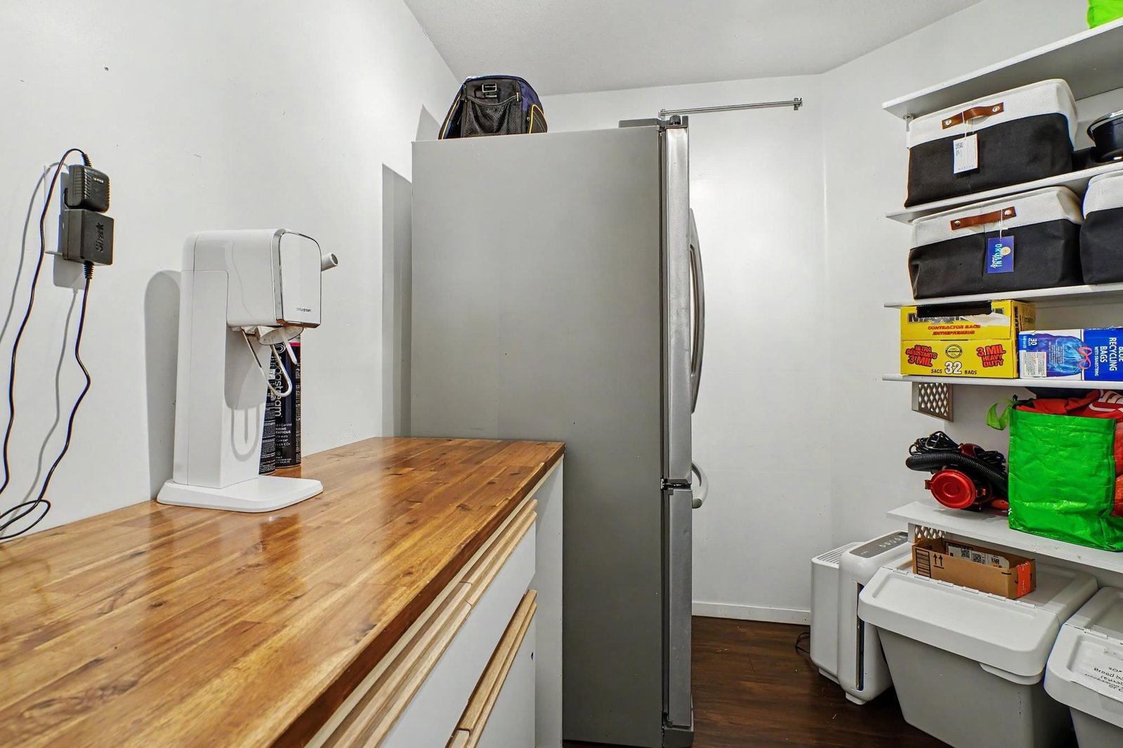 Listing Image 15