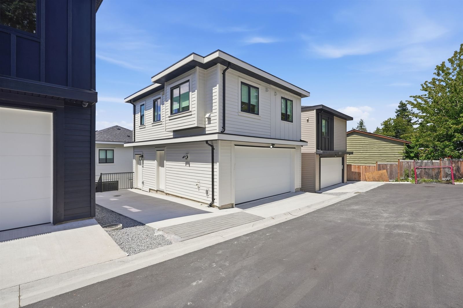 Listing Image 20