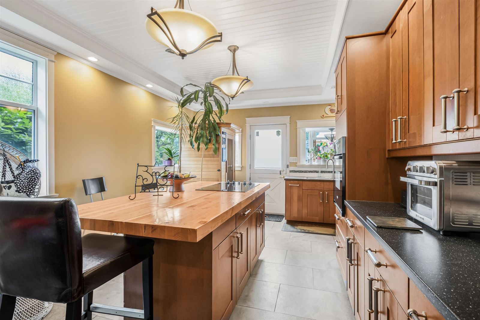 Listing Image 10