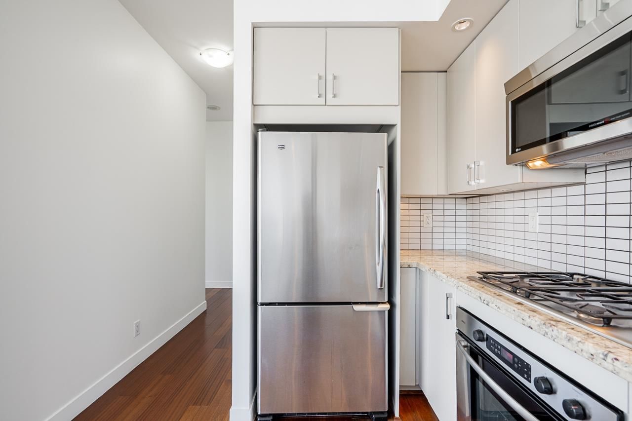 Listing Image 15