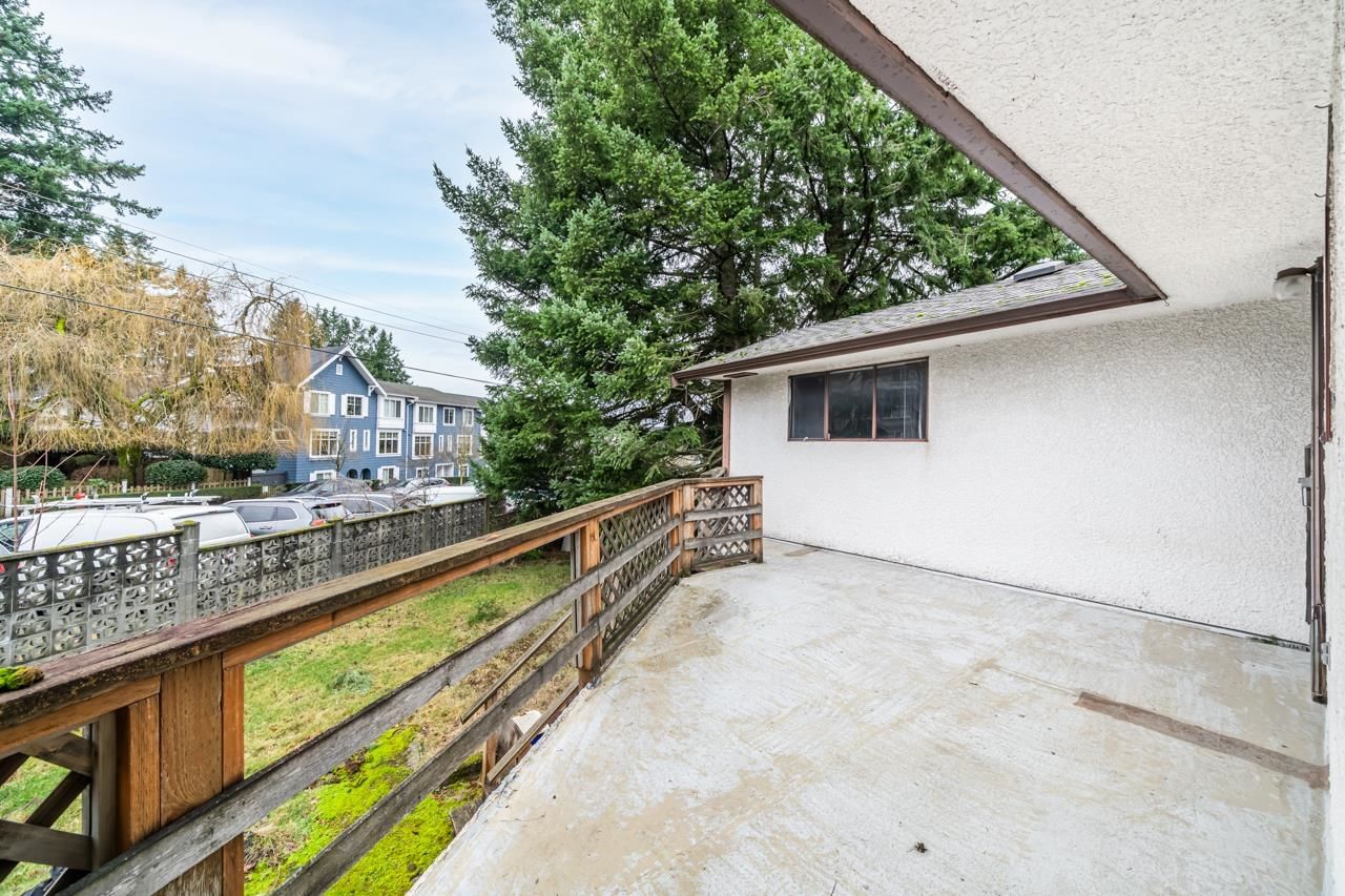 Listing Image 12