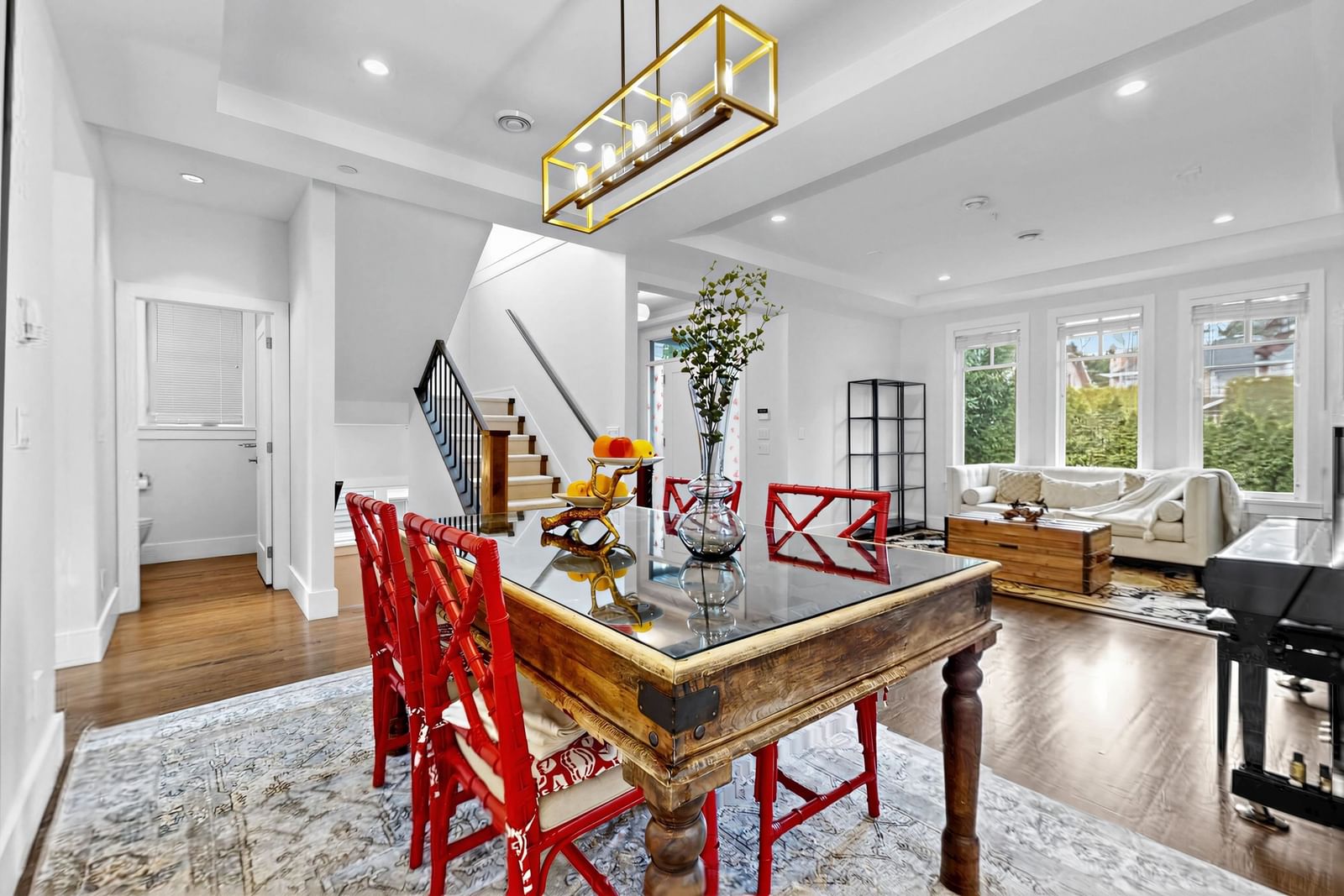 Listing Image 11