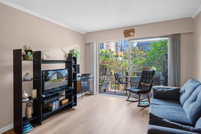 101 - 611 Blackford Street
