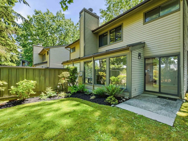 5837 Mayview Circle