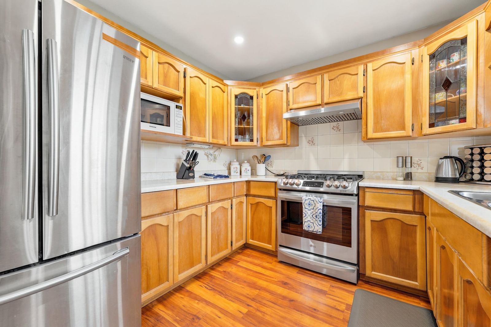Listing Image 9