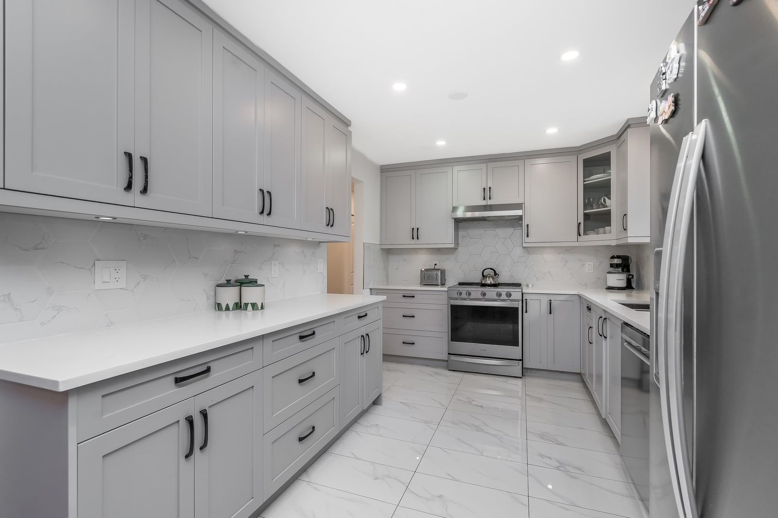 Listing Image 15
