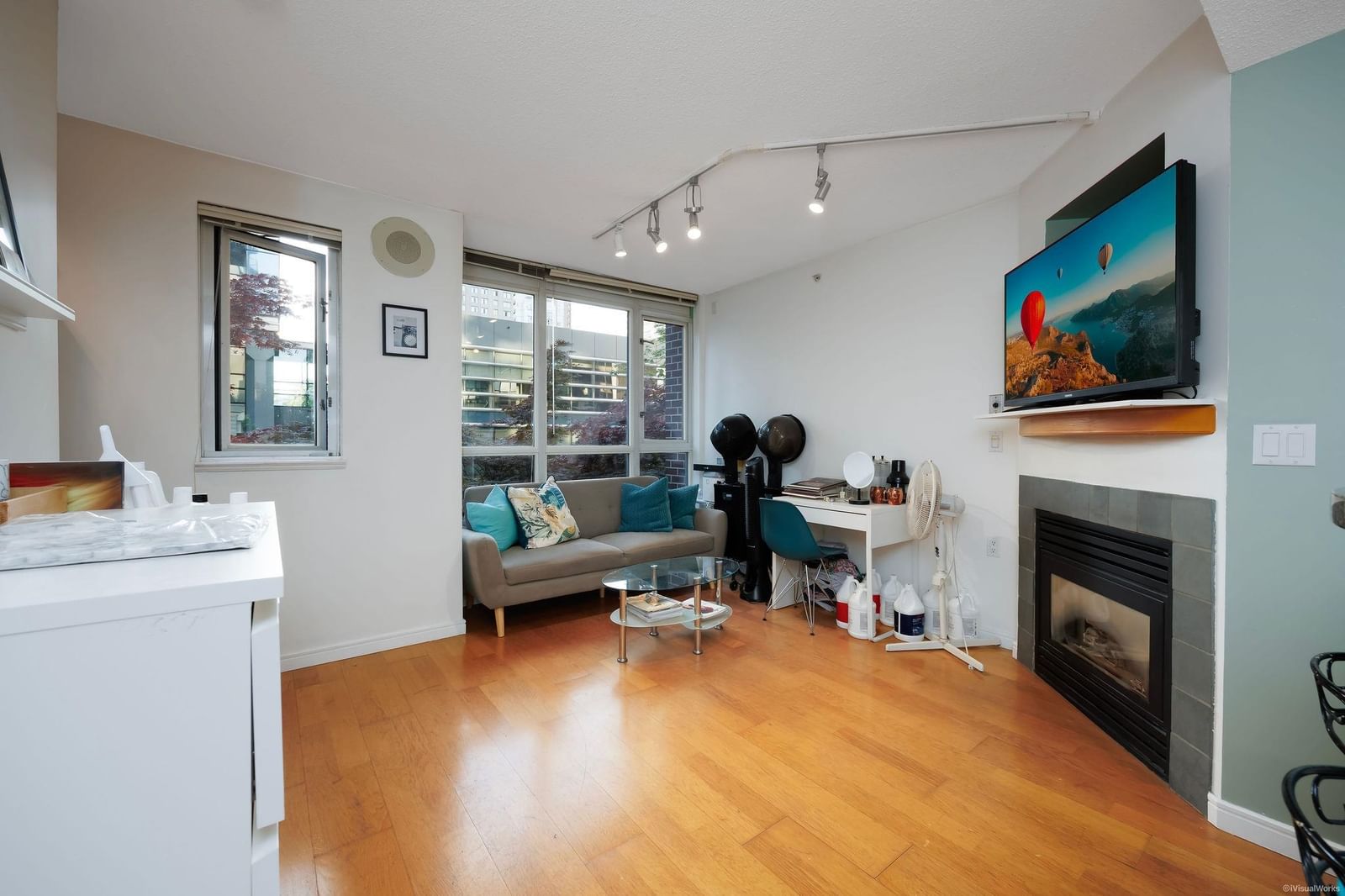 Listing Image 13