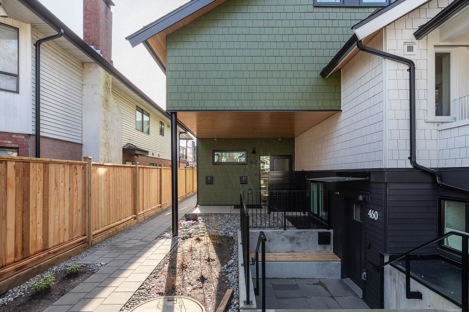 Listing Image 10