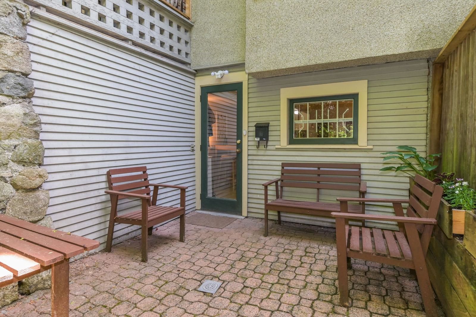 Listing Image 25