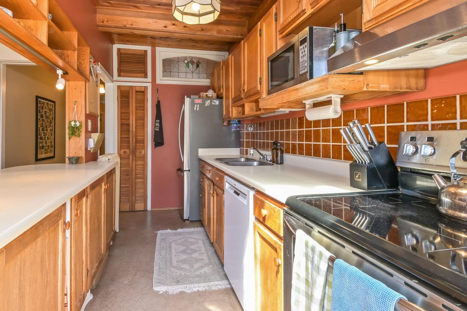 Listing Image 9