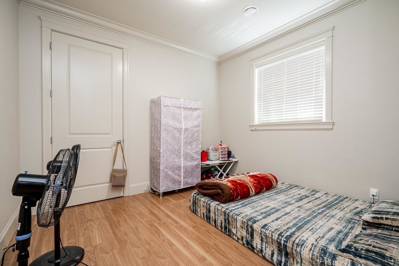 Listing Image 33