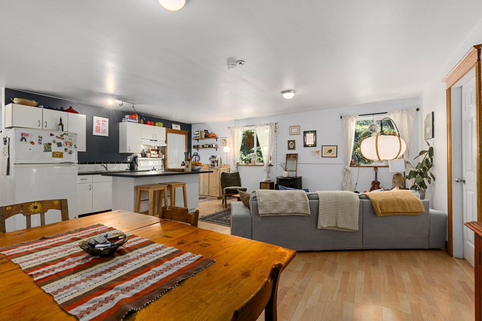 Listing Image 13