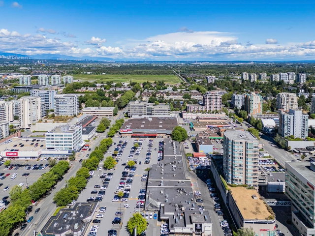 1610 - 7888 Ackroyd Road