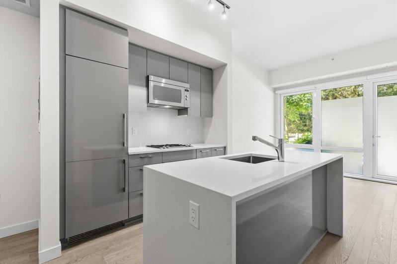 104 - 4488 Cambie Street