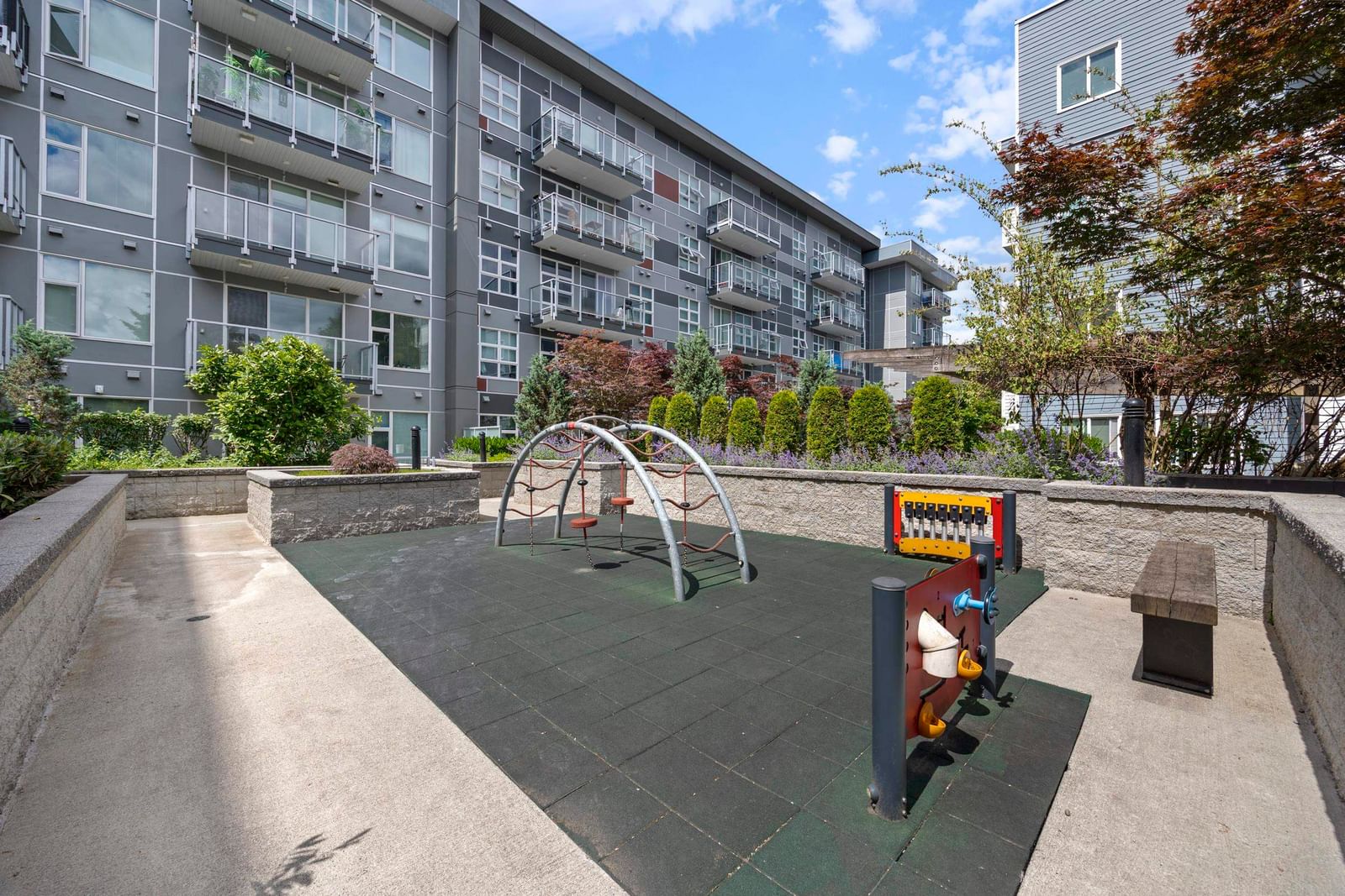 Listing Image 32