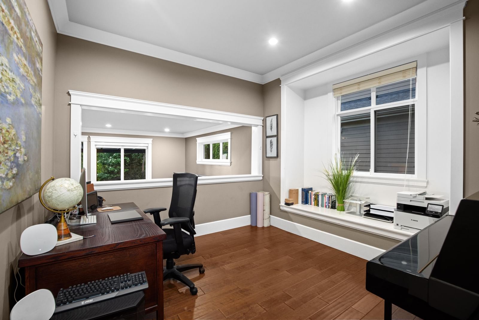 Listing Image 12