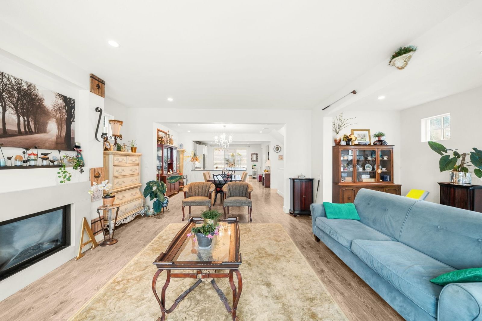 Listing Image 25