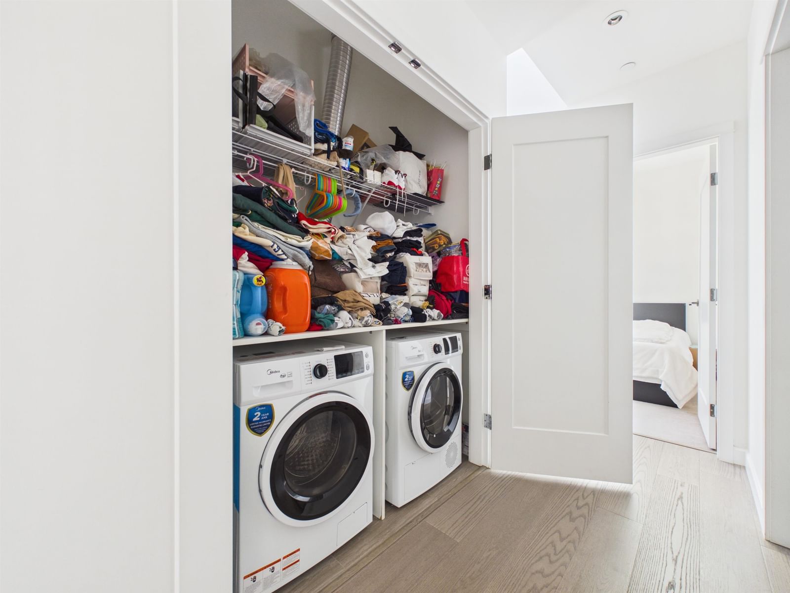 Listing Image 15