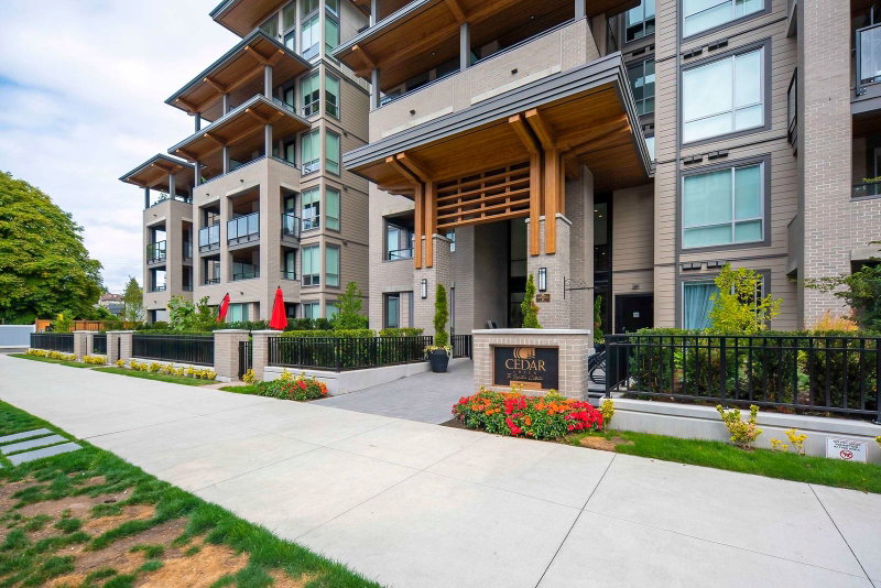 521 - 7588 16th Street