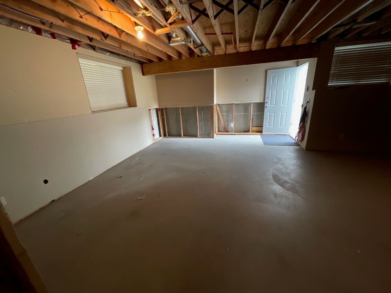 Listing Image 24