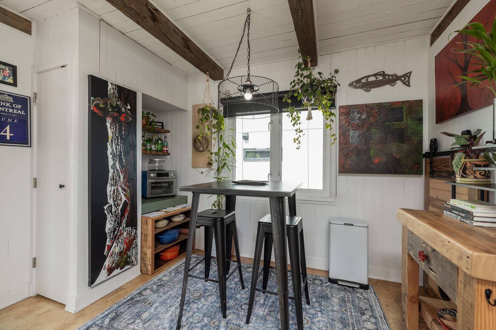 Listing Image 12