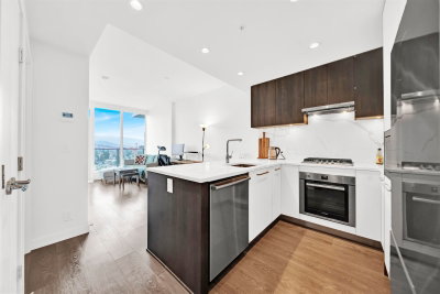 2005 - 567 Clarke Road