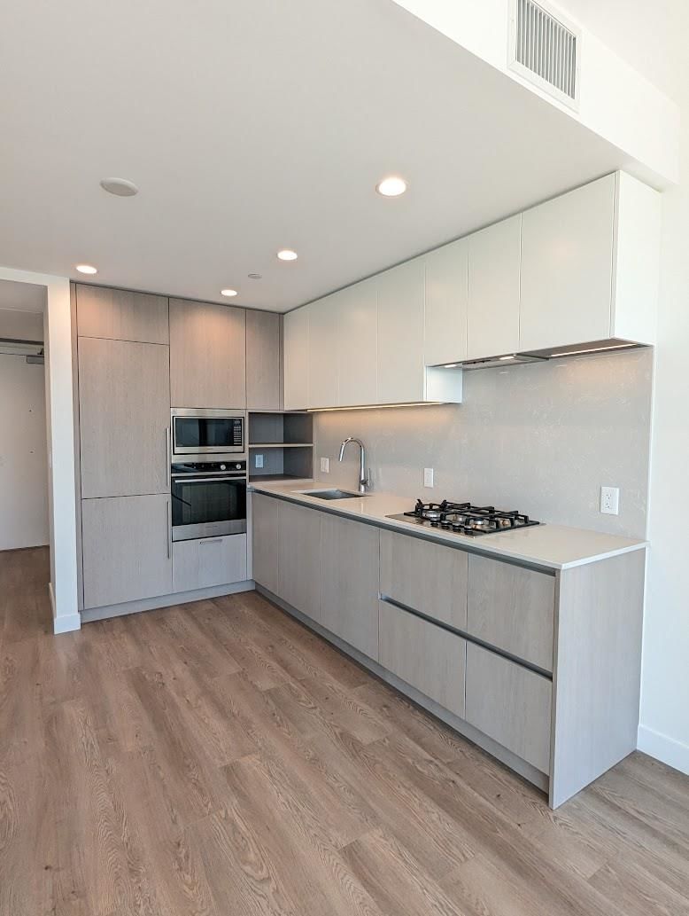 1408 - 5685 Halley Avenue