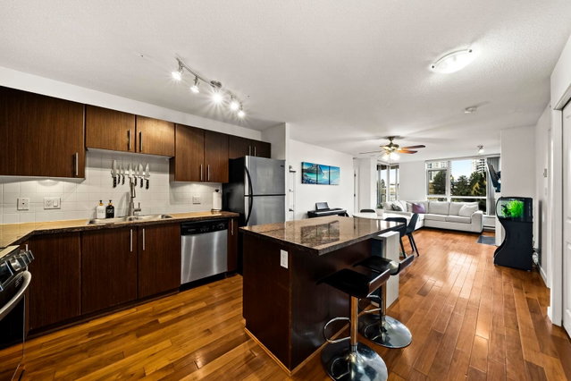 503 - 2088 Madison Avenue
