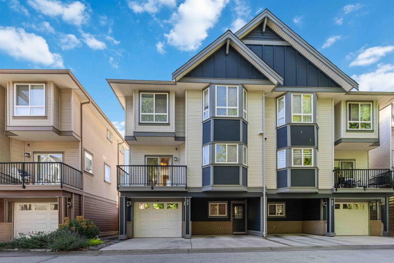 24 - 1211 Ewen Avenue