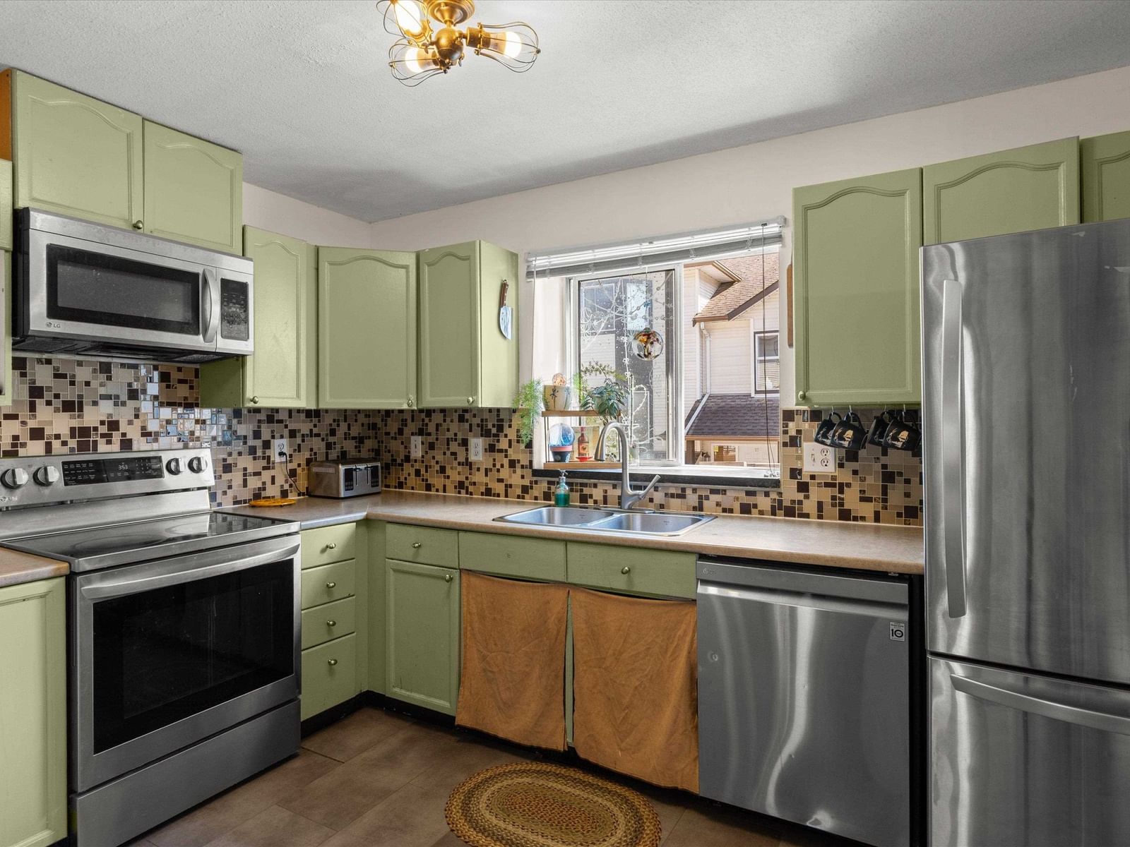 Listing Image 13