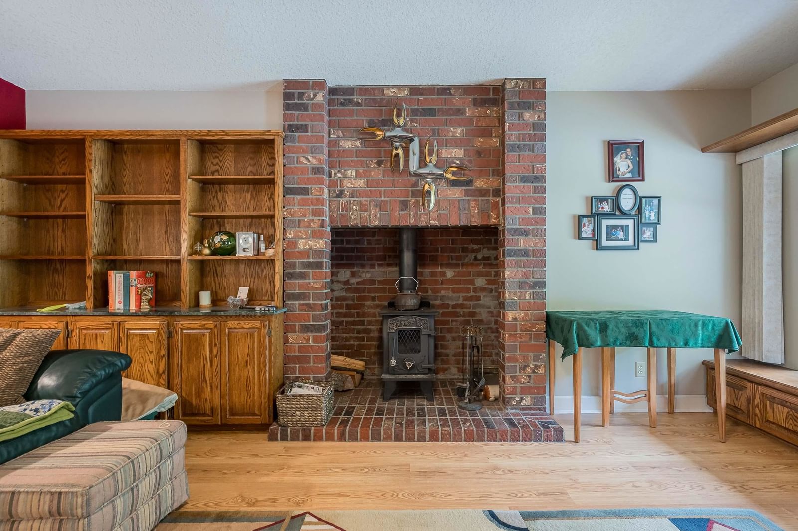 Listing Image 19