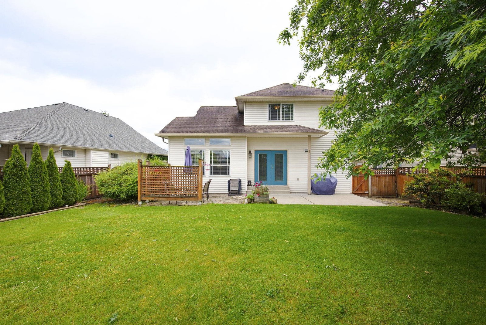 Listing Image 4