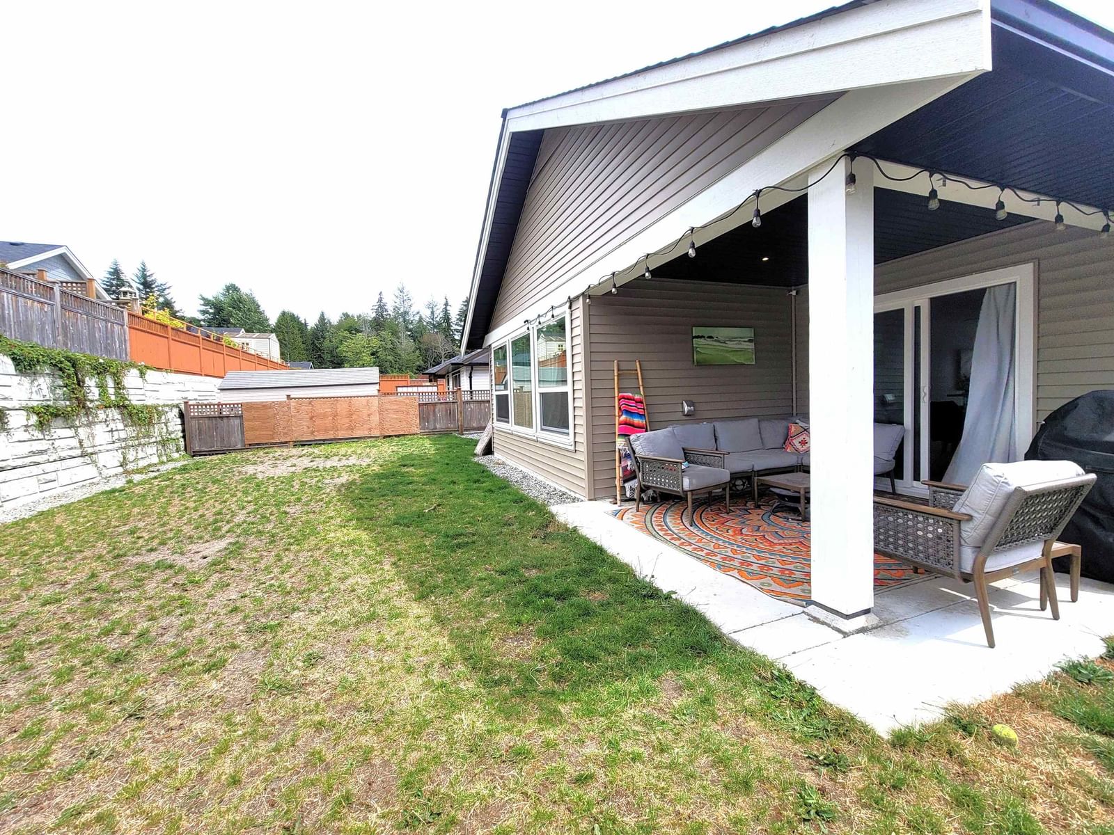 Listing Image 17
