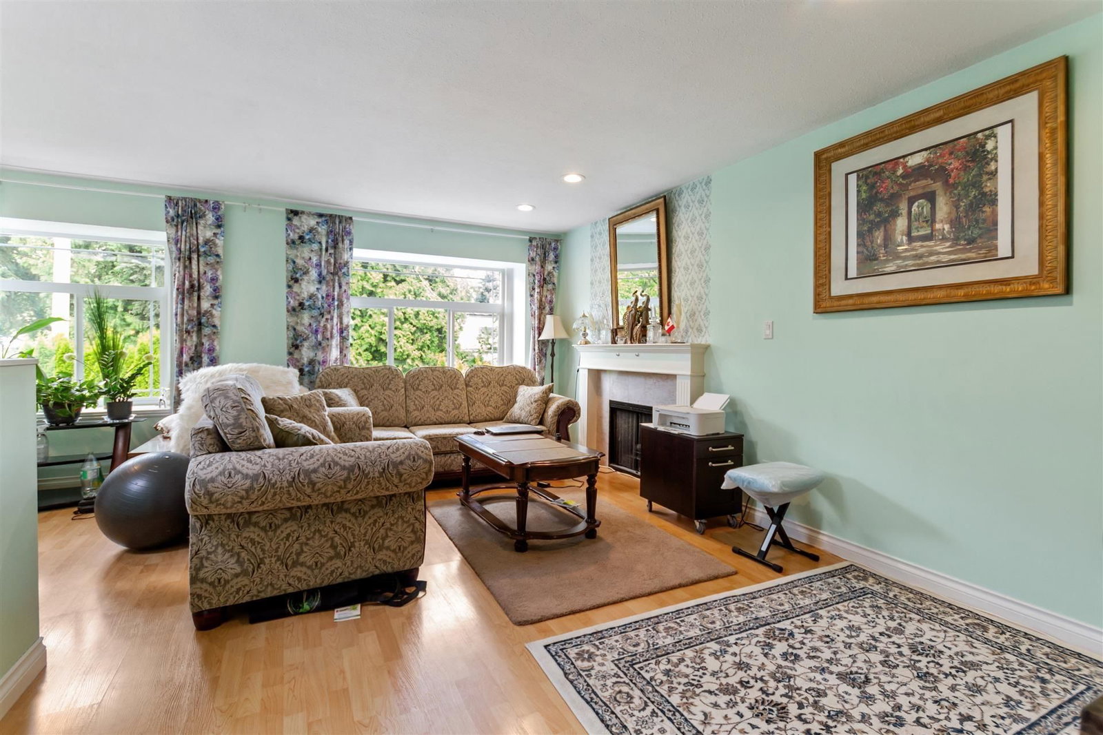 Listing photo 5