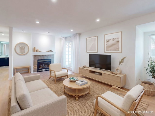409 - 15621 Marine Drive