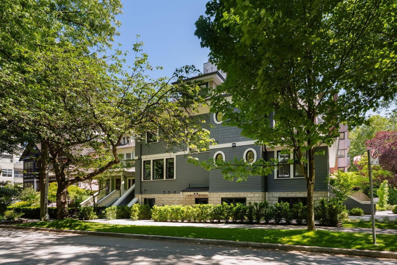 980 Bidwell Street