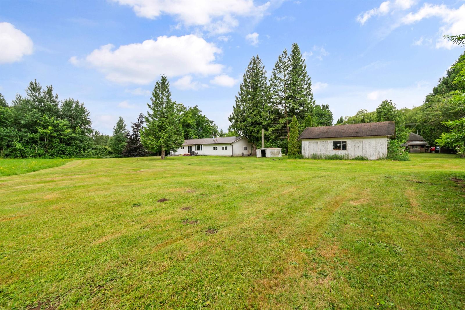 Listing Image 32