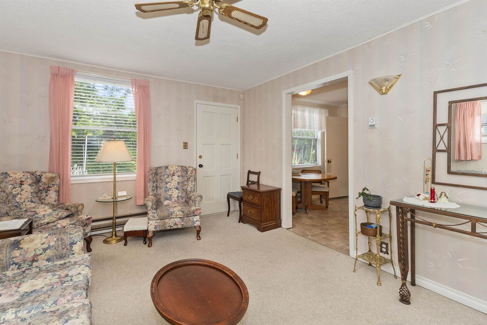 Listing Image 7