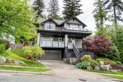 3565 Highland Drive