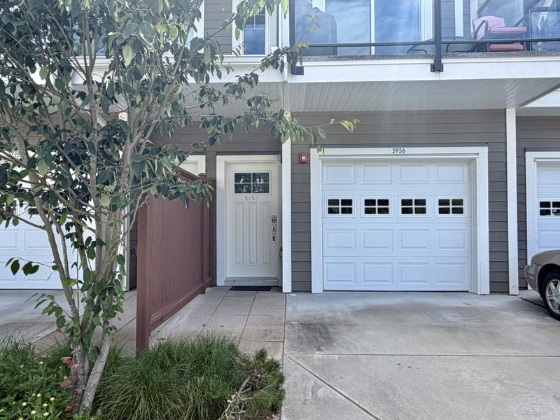 5956 Beachgate Lane