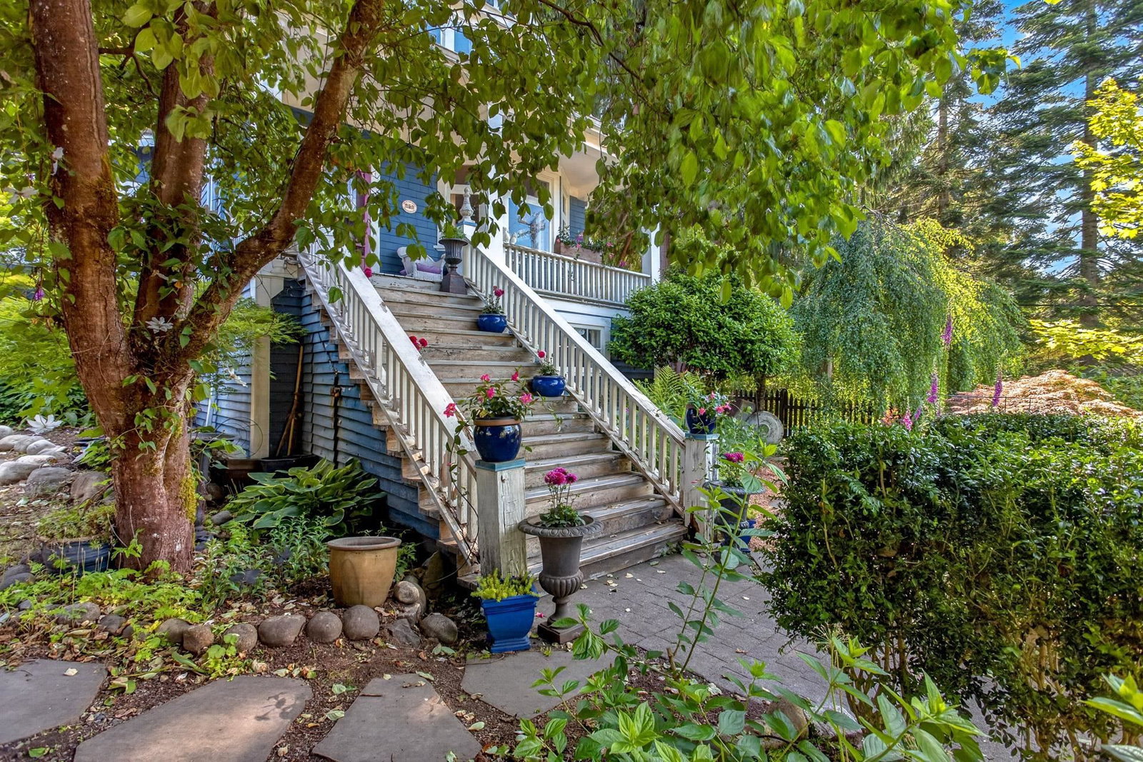 Listing Image 8