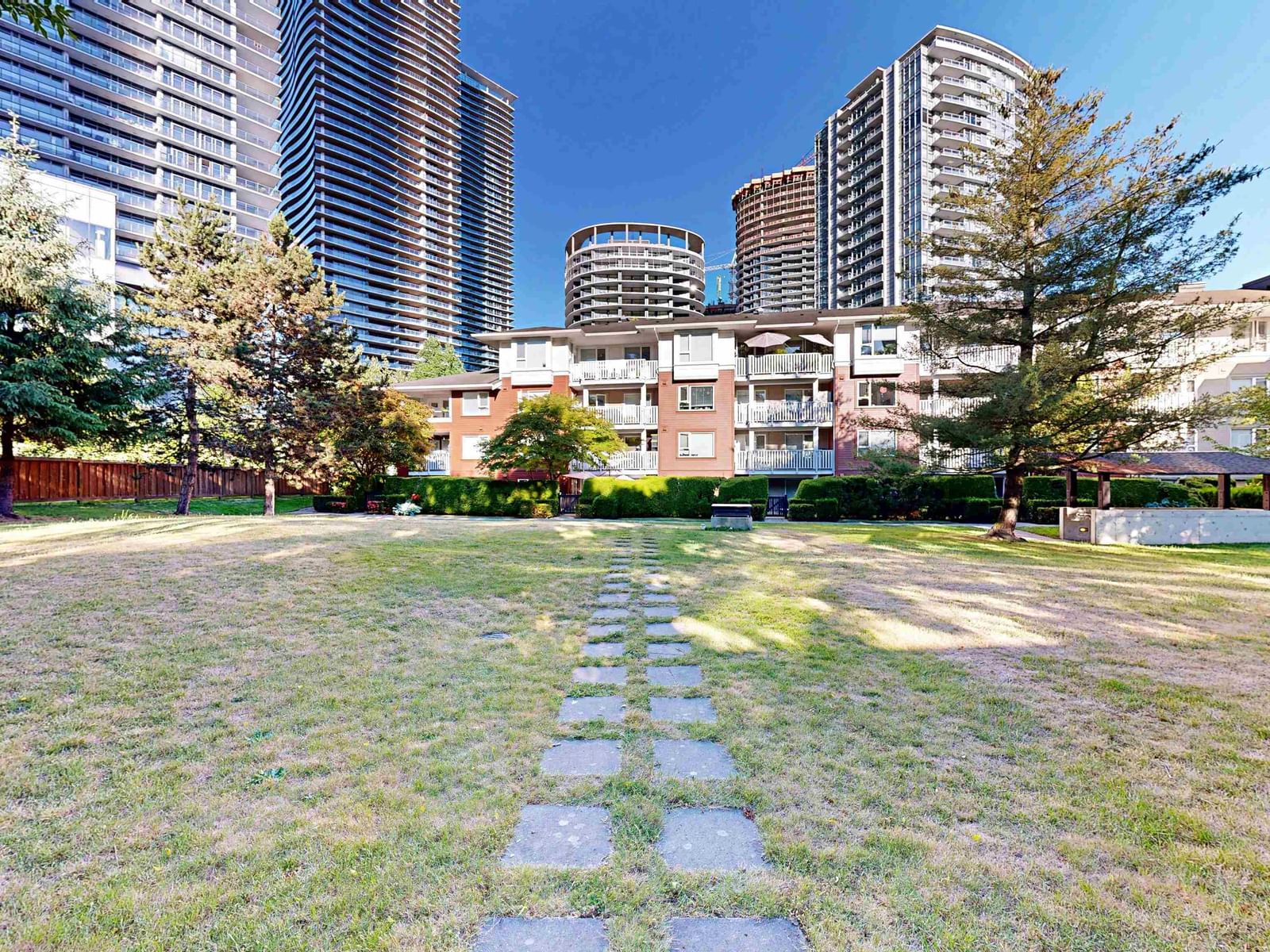 Listing Image 25
