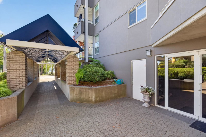 202 - 15717 Marine Drive