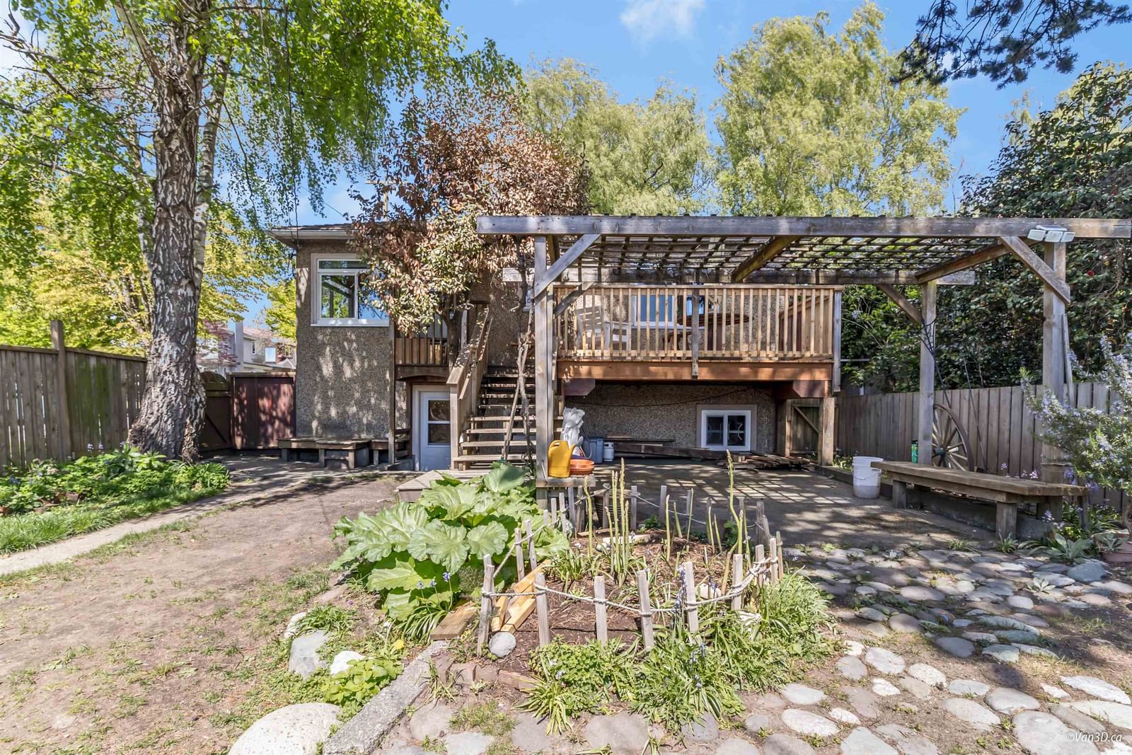 Listing Image 16