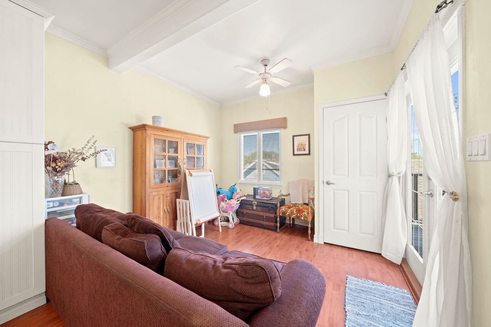 Listing Image 12