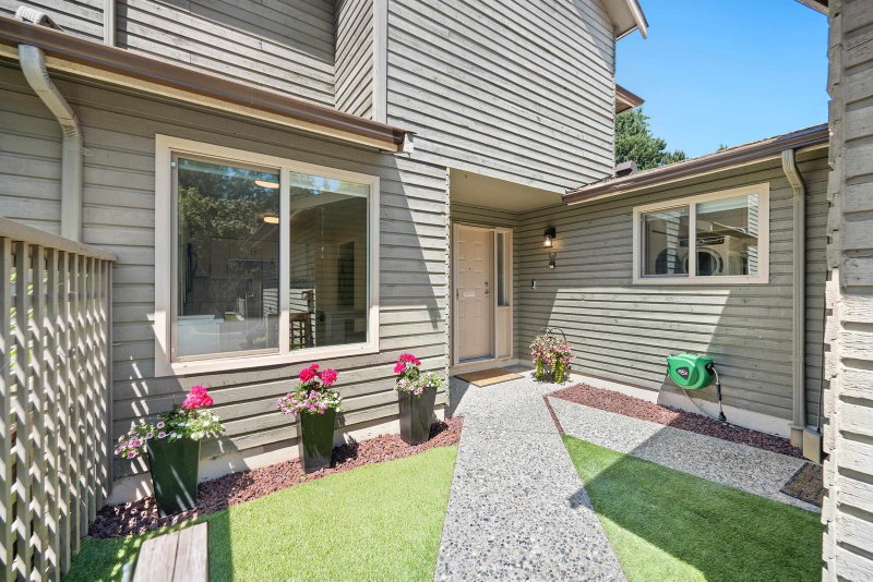 1774 Lilac Drive
